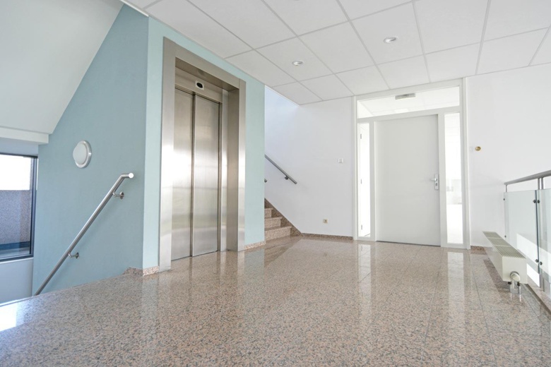 KantoorruimteaanRadioweg 1<br/> inAlmere KantoorruimteaanRadioweg 1<br/> inAlmere