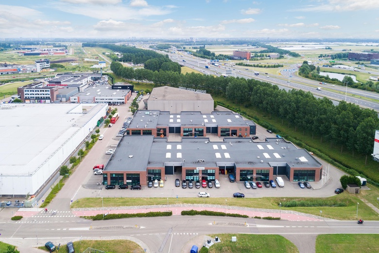 BedrijfsruimteaanZeemanstraat 29<br/> inBarendrecht BedrijfsruimteaanZeemanstraat 29<br/> inBarendrecht