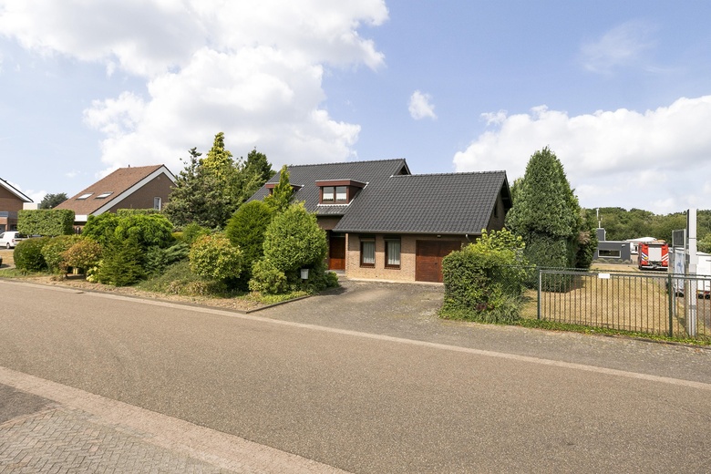 BedrijfsruimteaanBuizerdweg 6<br/> inLandgraaf BedrijfsruimteaanBuizerdweg 6<br/> inLandgraaf