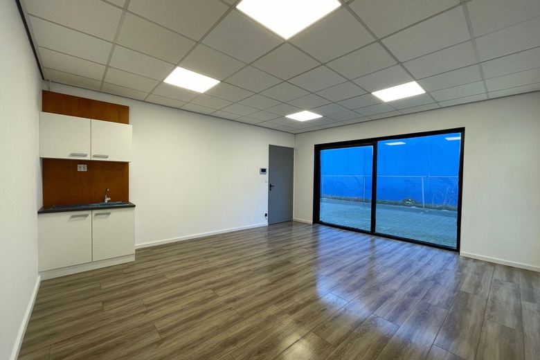 KantoorruimteaanBedrijvenpark Twente 165 o<br/> inAlmelo KantoorruimteaanBedrijvenpark Twente 165 o<br/> inAlmelo