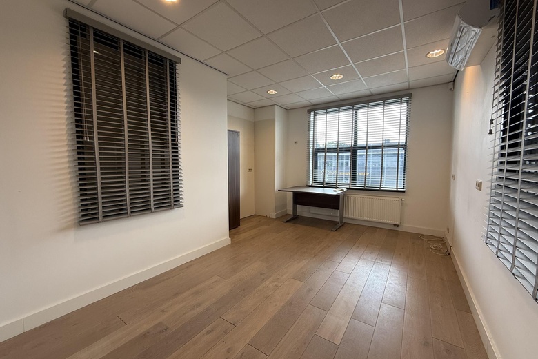 KantoorruimteaanMeerheide 100 y<br/> inEersel KantoorruimteaanMeerheide 100 y<br/> inEersel