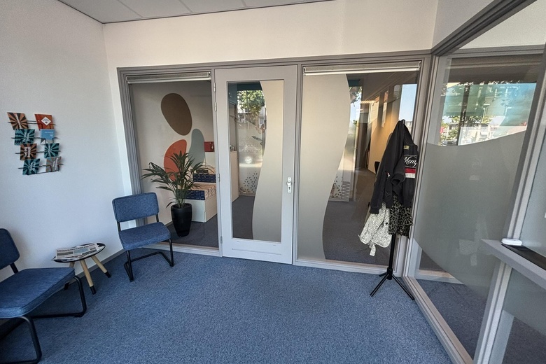 KantoorruimteaanPastoor Spieringsstraat 215<br/> inUden KantoorruimteaanPastoor Spieringsstraat 215<br/> inUden