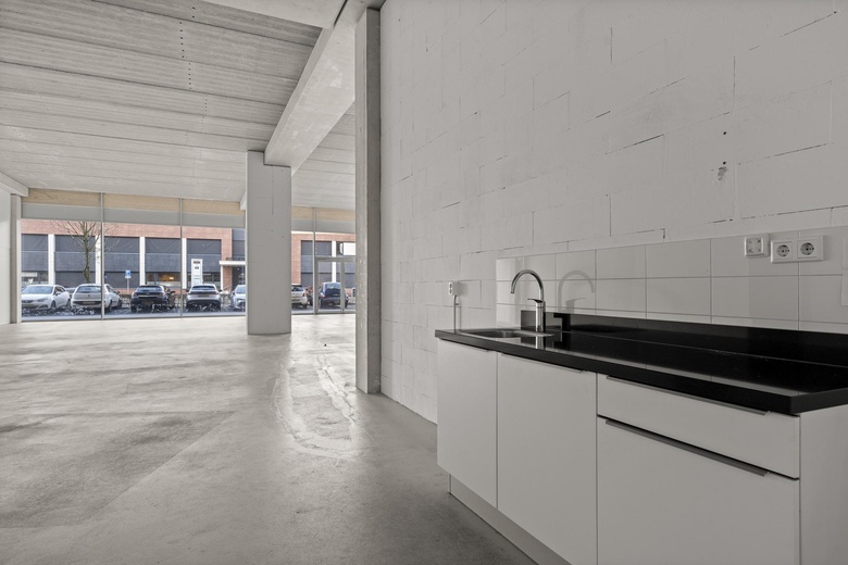 WinkelruimteaanChurchillplein 1 a<br/> inVelp