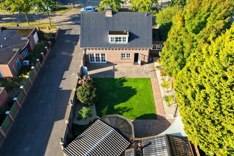 BedrijfsruimteaanBreedijk 19<br/> inHelmond BedrijfsruimteaanBreedijk 19<br/> inHelmond