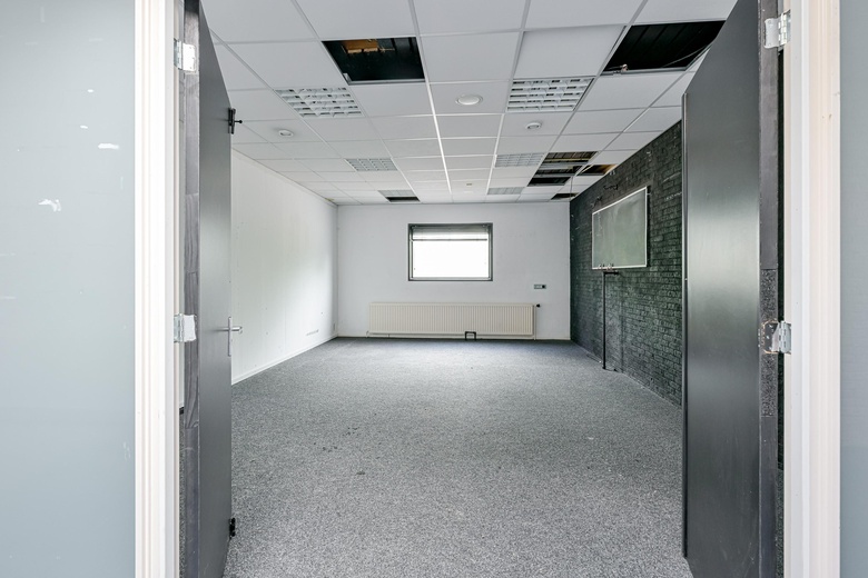 BedrijfsruimteaanIndustrieweg 44<br/> inWormerveer BedrijfsruimteaanIndustrieweg 44<br/> inWormerveer