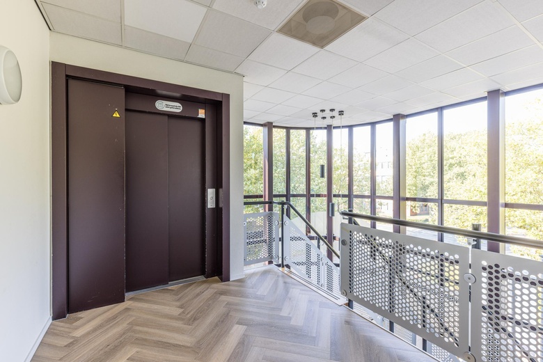 KantoorruimteaanPlesmanstraat 2<br/> inLeusden KantoorruimteaanPlesmanstraat 2<br/> inLeusden