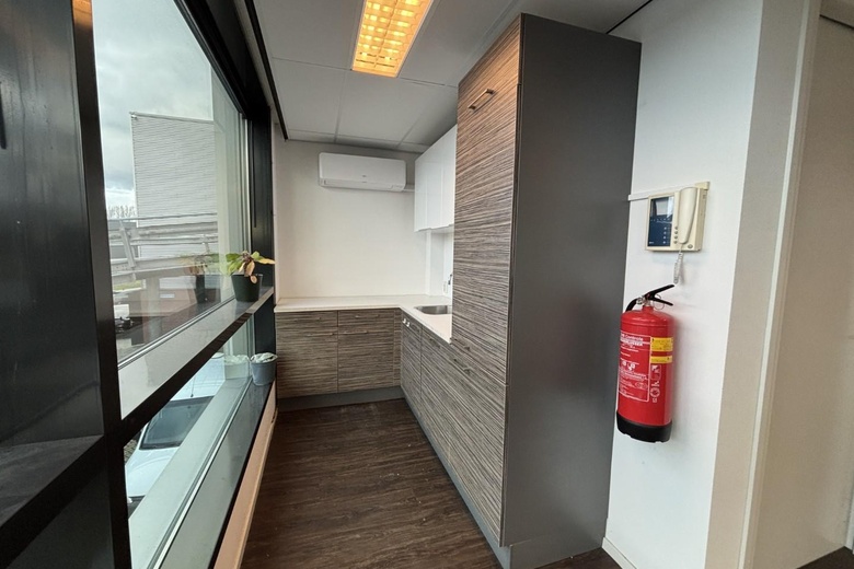 BedrijfsruimteaanEinthovenstraat 5<br/> inAlkmaar