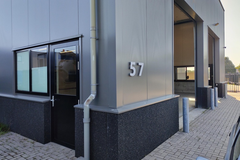 BedrijfsruimteaanBijsterhuizen 3040<br/> inWijchen BedrijfsruimteaanBijsterhuizen 3040<br/> inWijchen