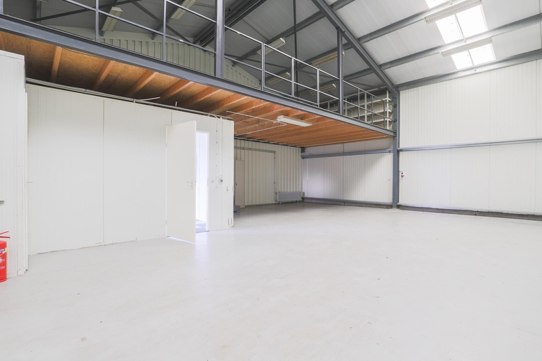 BedrijfsruimteaanAmbachtsweg 21<br/> inKapelle