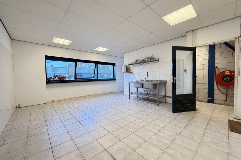 BedrijfsruimteaanNieuw-Zeelandweg 8 T<br/> inAmsterdam