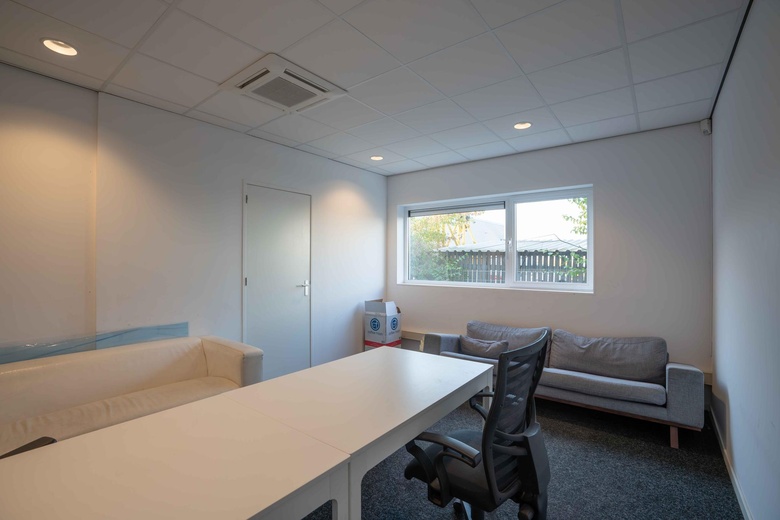 BedrijfsruimteaanEconomiestraat 131<br/> inSittard BedrijfsruimteaanEconomiestraat 131<br/> inSittard