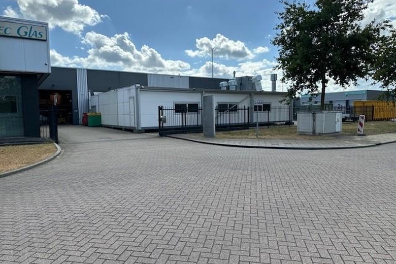 BedrijfsruimteaanRooseindsestraat 19<br/> inHelmond BedrijfsruimteaanRooseindsestraat 19<br/> inHelmond