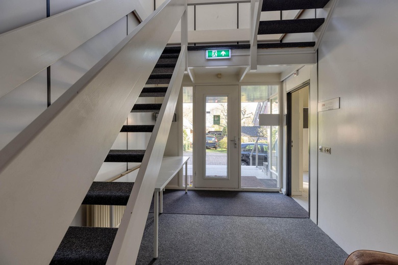 KantoorruimteaanHellingstraat 22<br/> inHuizen