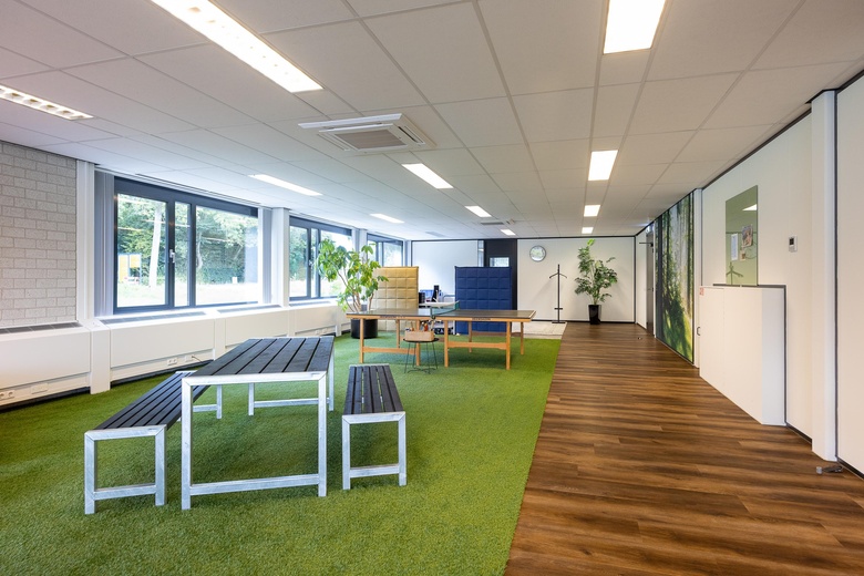 BedrijfsruimteaanVennestraat 11 B<br/> inLisse