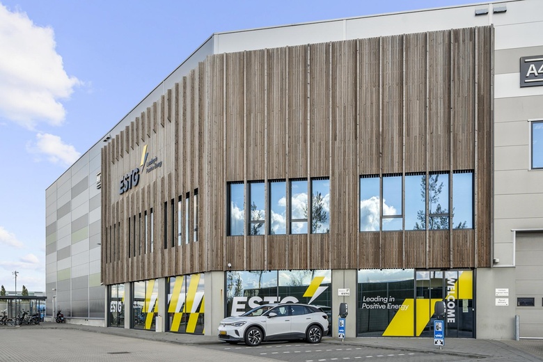 BedrijfsruimteaanRietgraaf 2 a<br/> inOosterhout