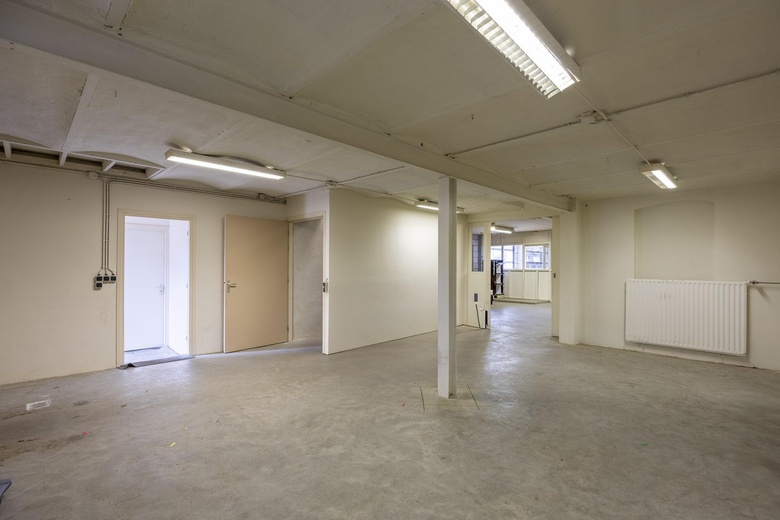 BedrijfsruimteaanOoster Thienweg 4<br/> inOostrum