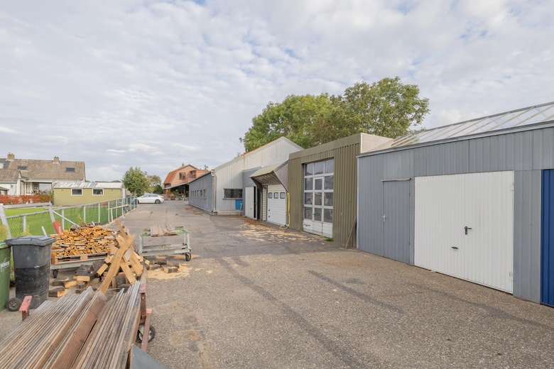 BedrijfsruimteaanVlietweg 84<br/> inLeiden BedrijfsruimteaanVlietweg 84<br/> inLeiden