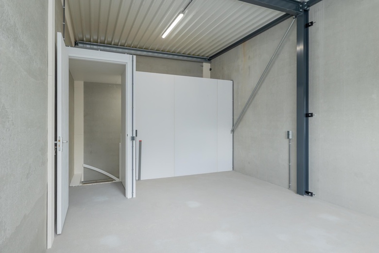 BedrijfsruimteaanFloris Versterlaan 62 D<br/> inLeiden