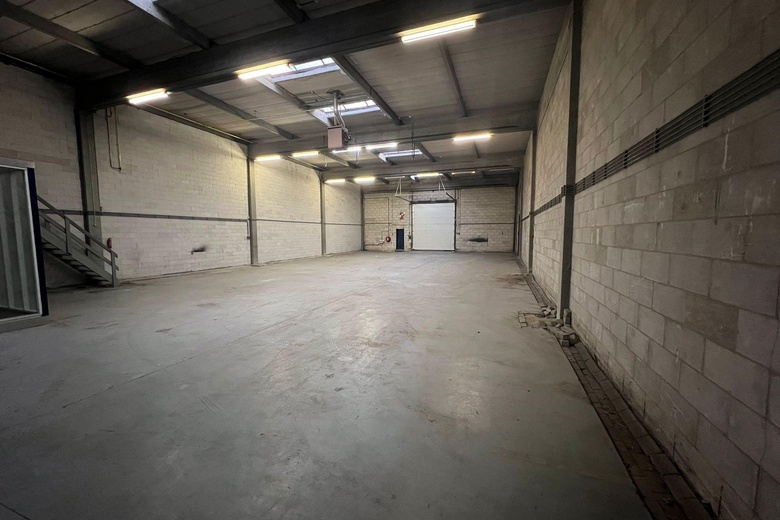 BedrijfsruimteaanKamerlingh Onnesweg 18<br/> inDordrecht