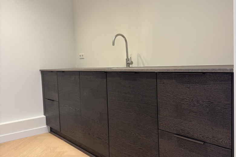 BedrijfsruimteaanNijverheidslaan 8 F<br/> inWeesp