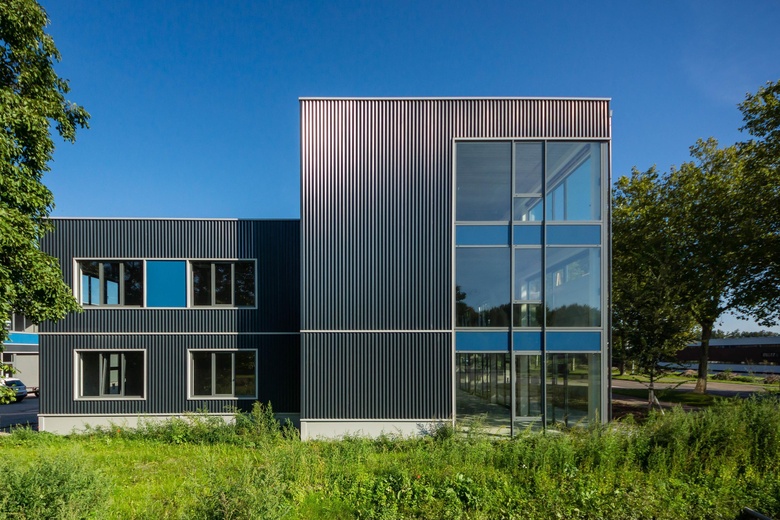 BedrijfsruimteaanHeliumweg 4<br/> inAmersfoort BedrijfsruimteaanHeliumweg 4<br/> inAmersfoort