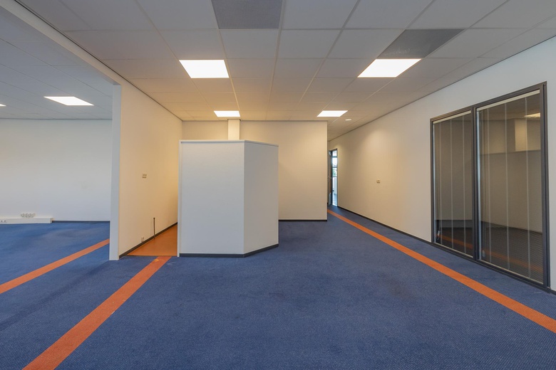 KantoorruimteaanSatellietbaan 12 B<br/> inHillegom KantoorruimteaanSatellietbaan 12 B<br/> inHillegom