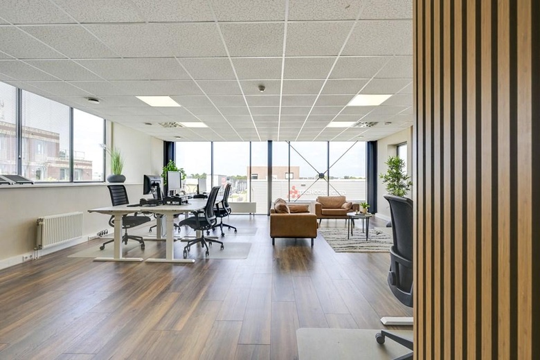 KantoorruimteaanLange Schaft 7 A<br/> inHouten KantoorruimteaanLange Schaft 7 A<br/> inHouten