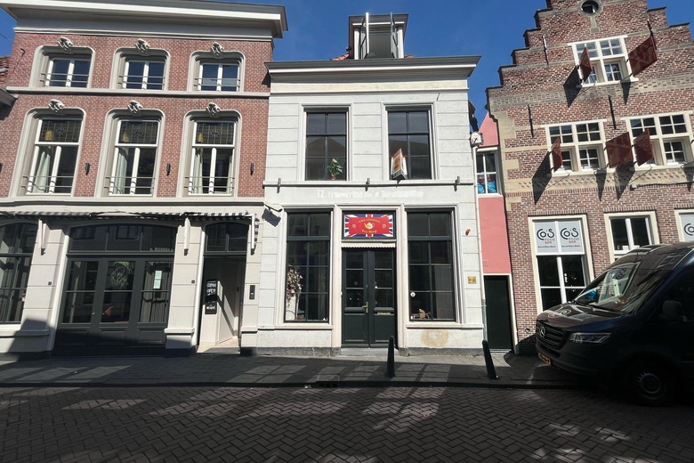 Bekijk foto 1 van Lange Putstraat 14 Bekijk foto 1 van Lange Putstraat 14