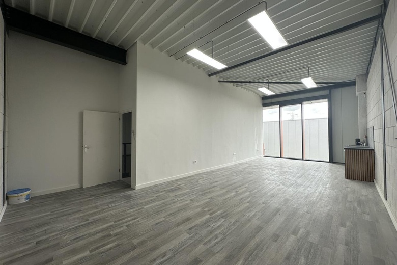 BedrijfsruimteaanSteenspil 24<br/> inHalsteren