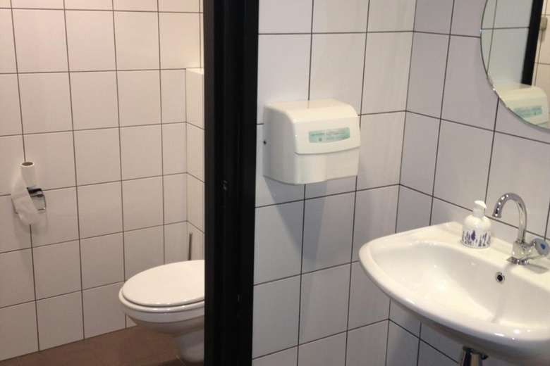 KantoorruimteaanSwalmerstraat 44 .<br/> inRoermond KantoorruimteaanSwalmerstraat 44 .<br/> inRoermond
