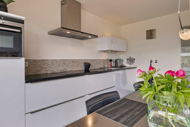 BedrijfsruimteaanGibsonstraat 6<br/> inSteenbergen BedrijfsruimteaanGibsonstraat 6<br/> inSteenbergen