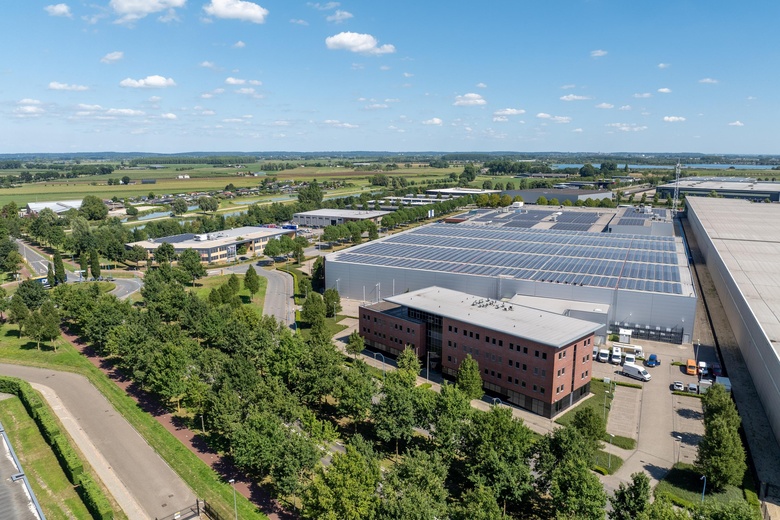 Bekijk foto 2 in  aan de  in 