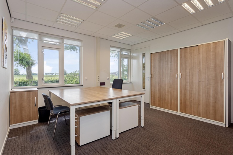 KantoorruimteaanMolenstraat 56<br/> inLith KantoorruimteaanMolenstraat 56<br/> inLith