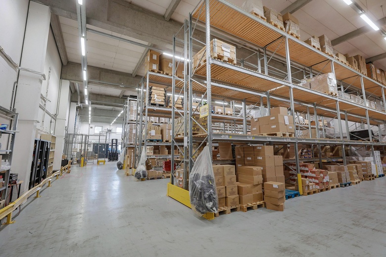 BedrijfsruimteaanHoeksteen 15<br/> inHoofddorp