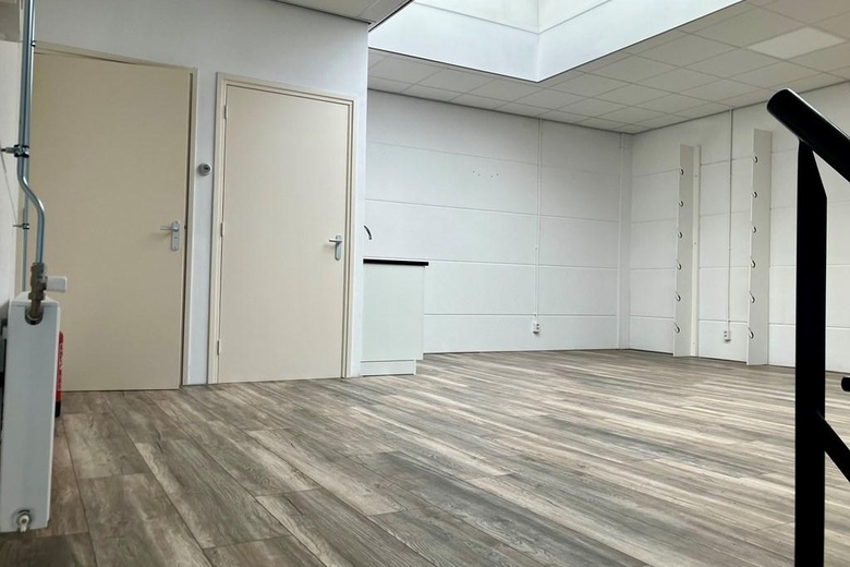 BedrijfsruimteaanEenspan 8 E<br/> inZeewolde