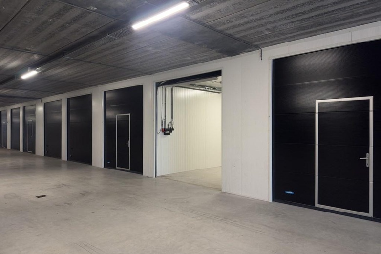 BedrijfsruimteaanIndustrieweg 69 78<br/> inBerkel en Rodenrijs