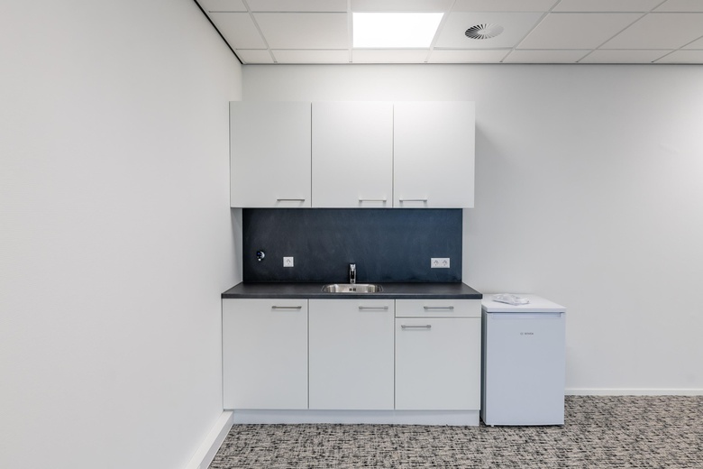 KantoorruimteaanVerre weide 5<br/> inVeen KantoorruimteaanVerre weide 5<br/> inVeen