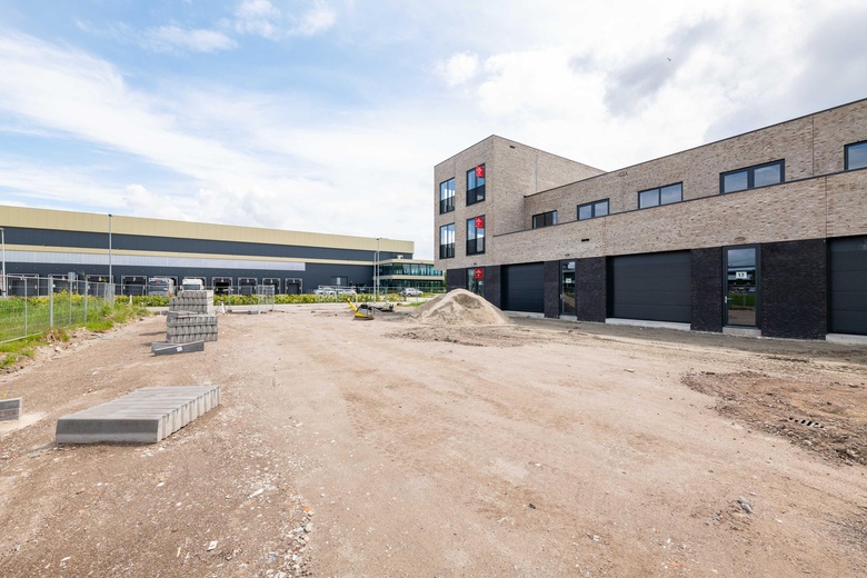 BedrijfsruimteaanAndersonweg 2 17<br/> inHellevoetsluis