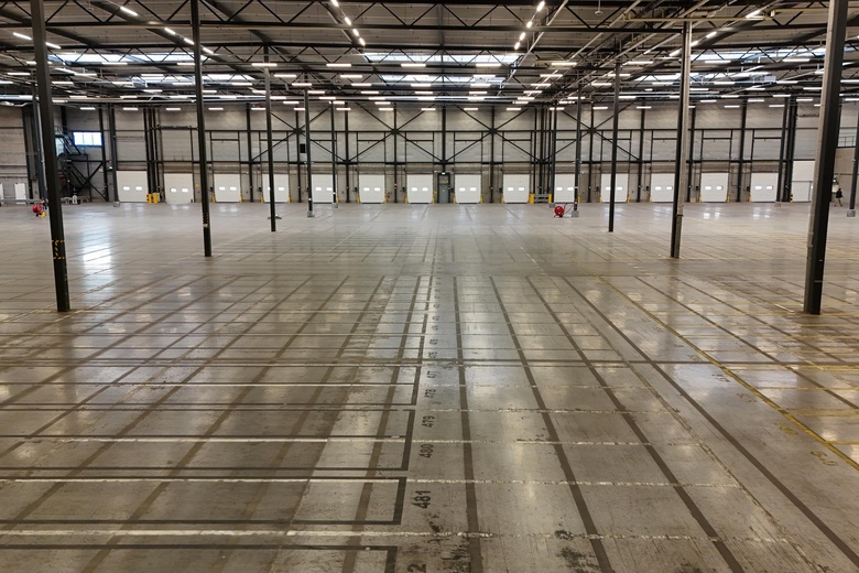 BedrijfsruimteaanKoerilenstraat 9<br/> inMaasvlakte Rotterdam