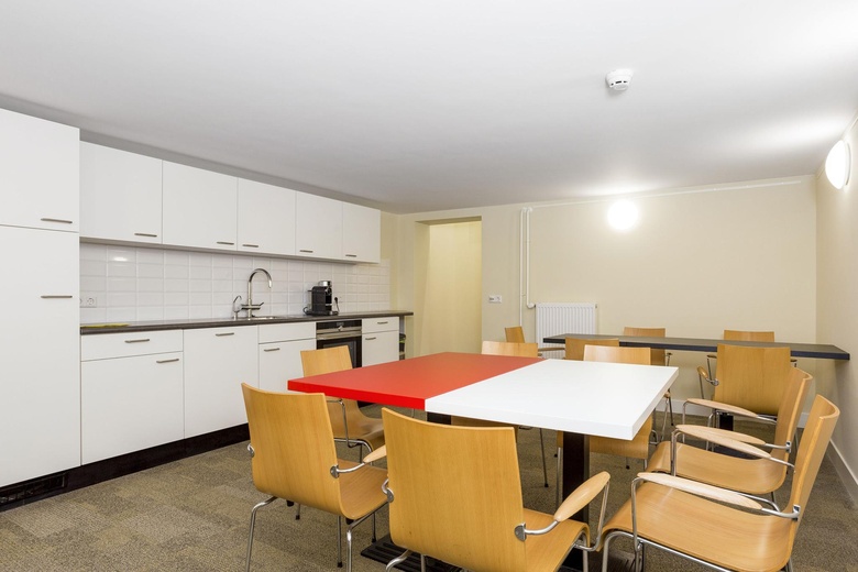 KantoorruimteaanIJsselkade 8<br/> inZutphen KantoorruimteaanIJsselkade 8<br/> inZutphen