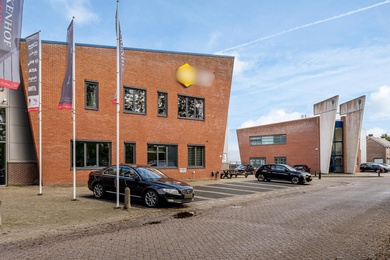 Bekijk foto 2 van Leeghwaterstraat 23