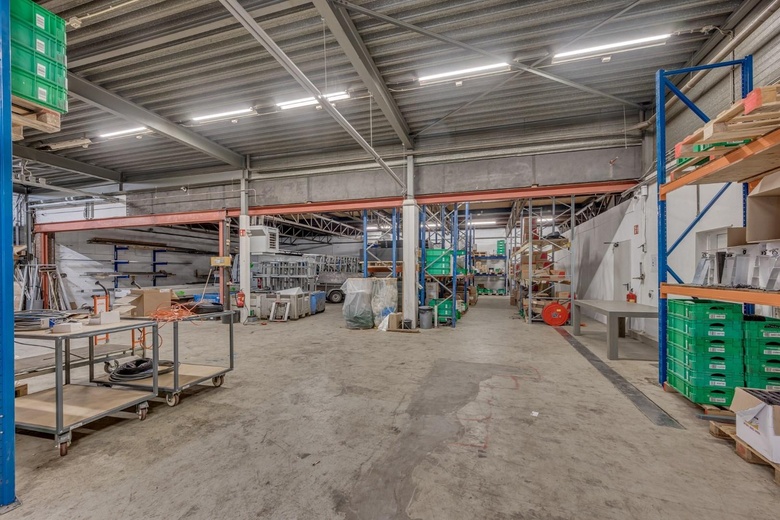 BedrijfsruimteaanGroethofstraat 18<br/> inVenlo BedrijfsruimteaanGroethofstraat 18<br/> inVenlo