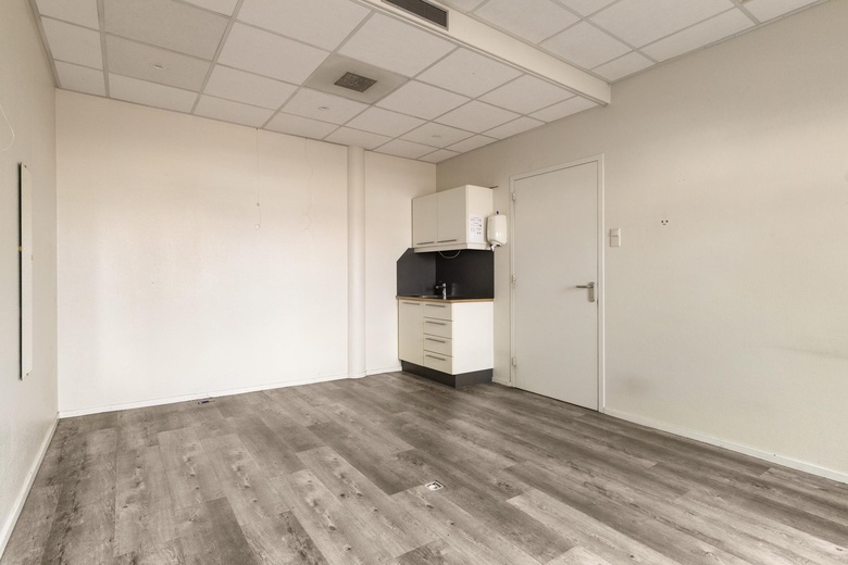 KantoorruimteaanBlokfluitlaan 19<br/> inOldenzaal KantoorruimteaanBlokfluitlaan 19<br/> inOldenzaal