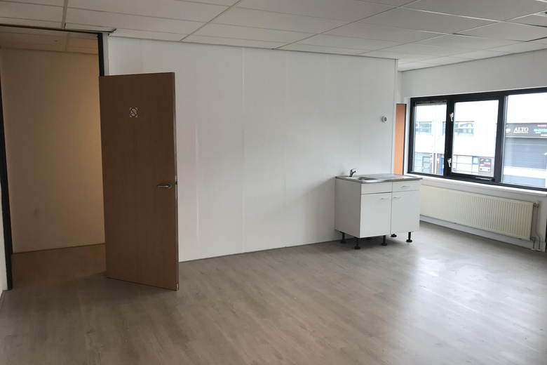 BedrijfsruimteaanBakkenzuigerstraat 36<br/> inAlmere