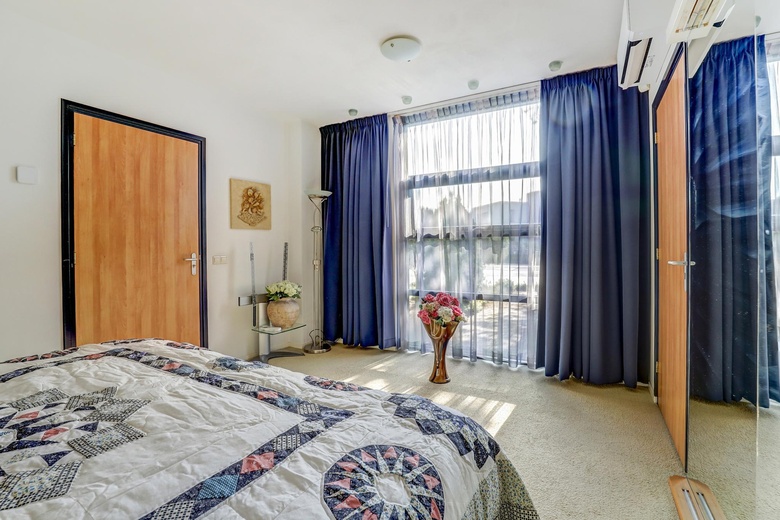 BedrijfsruimteaanBreedijk 20 - 22<br/> inHelmond