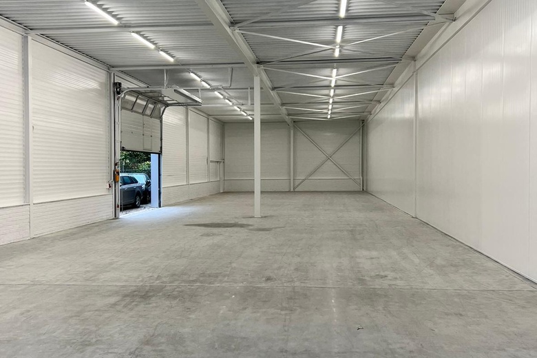 BedrijfsruimteaanWeusteweg 1<br/> inWierden BedrijfsruimteaanWeusteweg 1<br/> inWierden