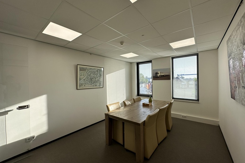 KantoorruimteaanIppelseweg 14<br/> inNieuwendijk KantoorruimteaanIppelseweg 14<br/> inNieuwendijk