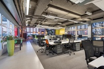 Bekijk foto 6 van Kennemerplein 6