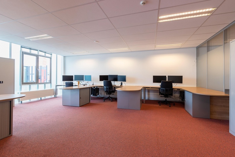 BedrijfsruimteaanPesetaweg 121<br/> inNieuw-Vennep