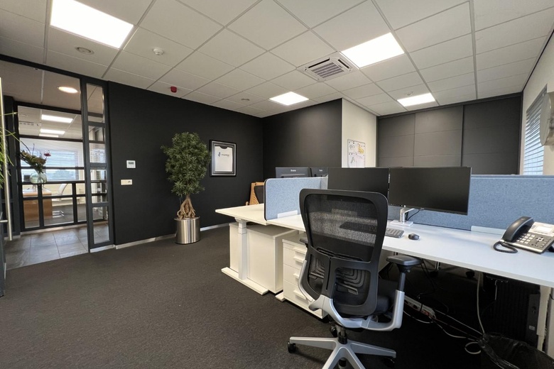 KantoorruimteaanDe Veldoven 13<br/> inHendrik-Ido-Ambacht